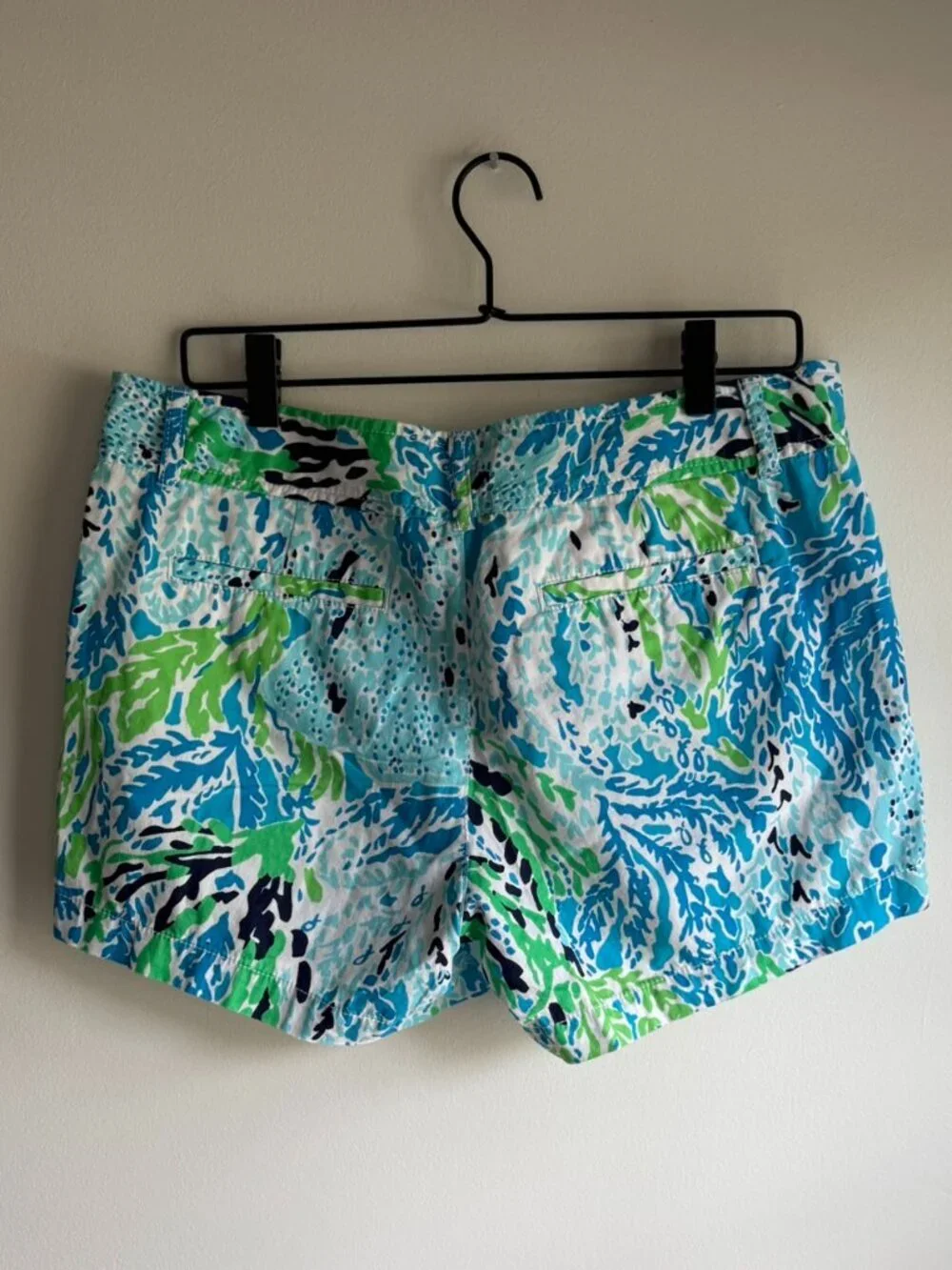 Lilly Pulitzer – Callahan Let's Cha Cha Print Shorts – Size 10​